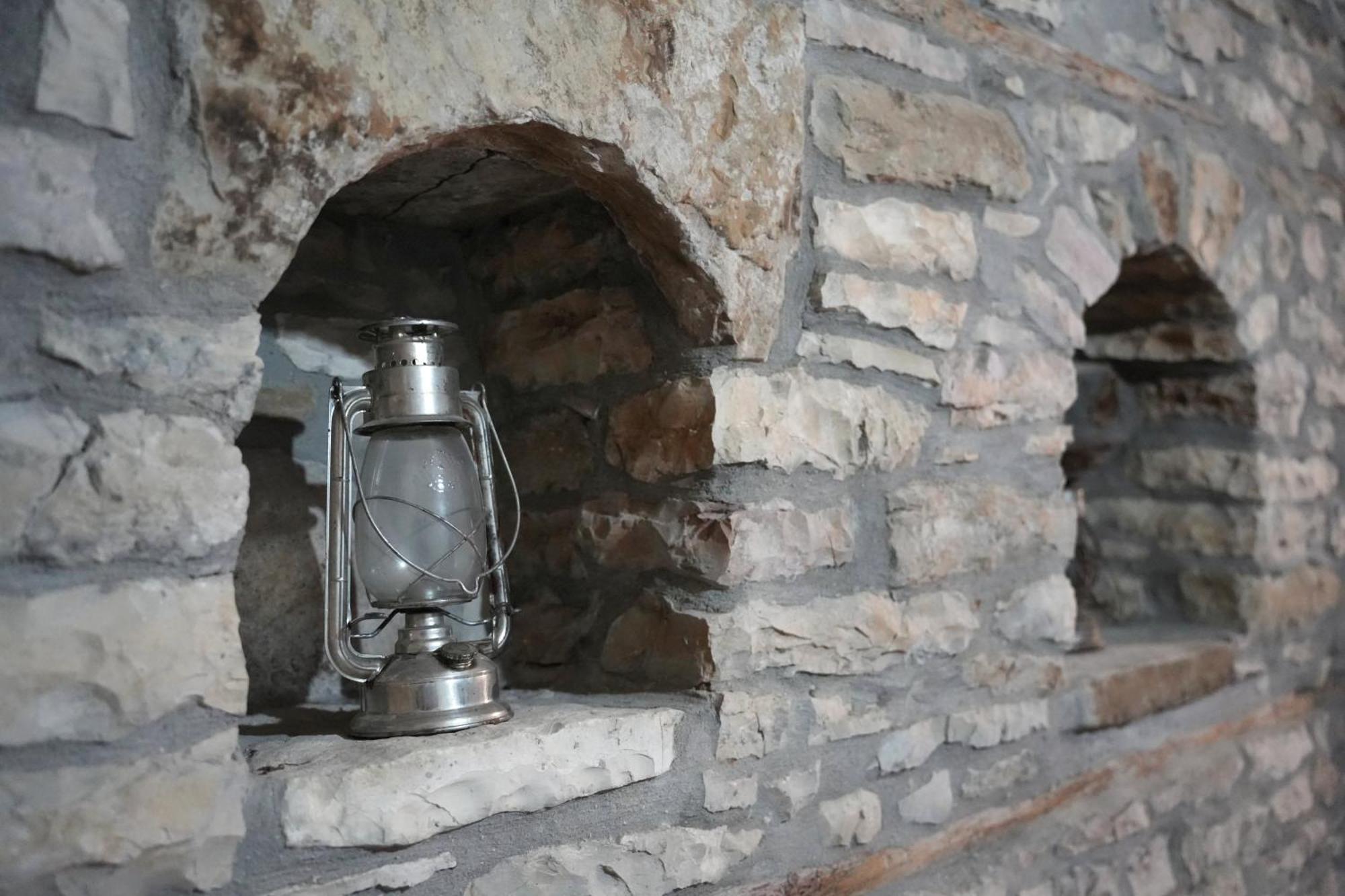 Guri Guesthouse Gjirokastër Eksteriør billede