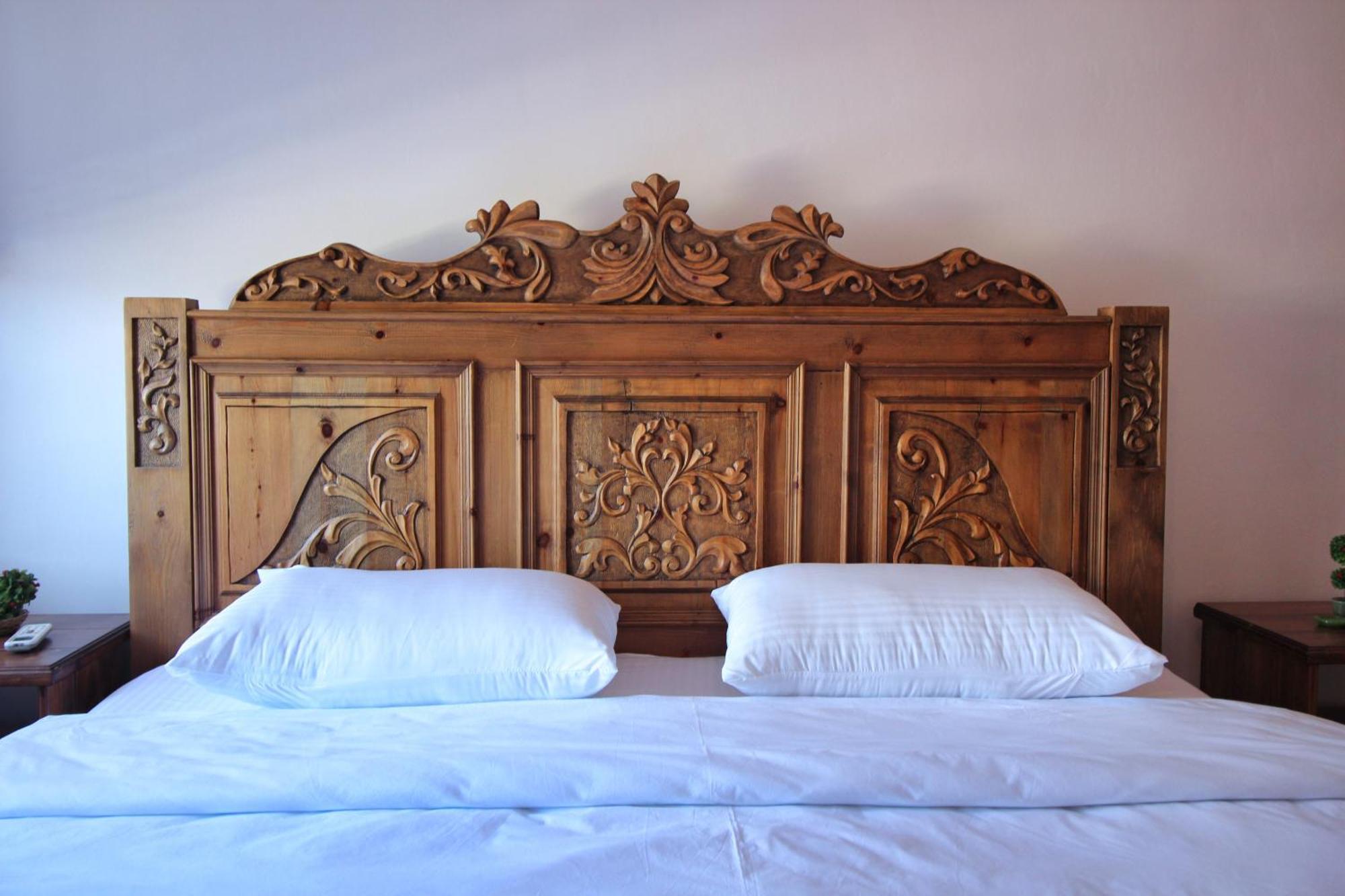 Guri Guesthouse Gjirokastër Eksteriør billede