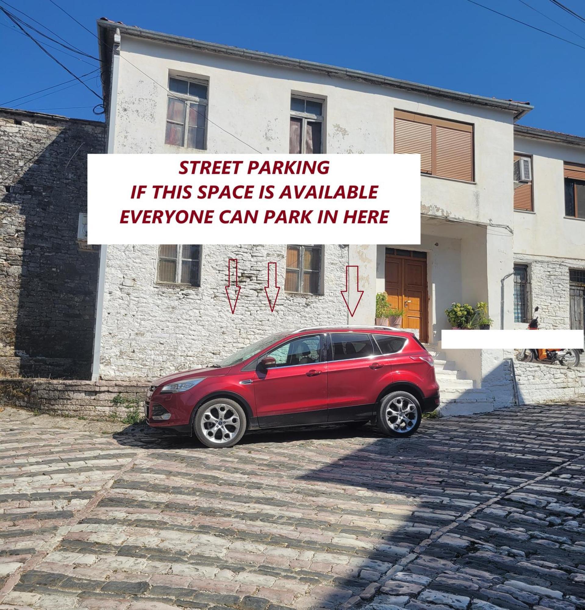 Guri Guesthouse Gjirokastër Eksteriør billede